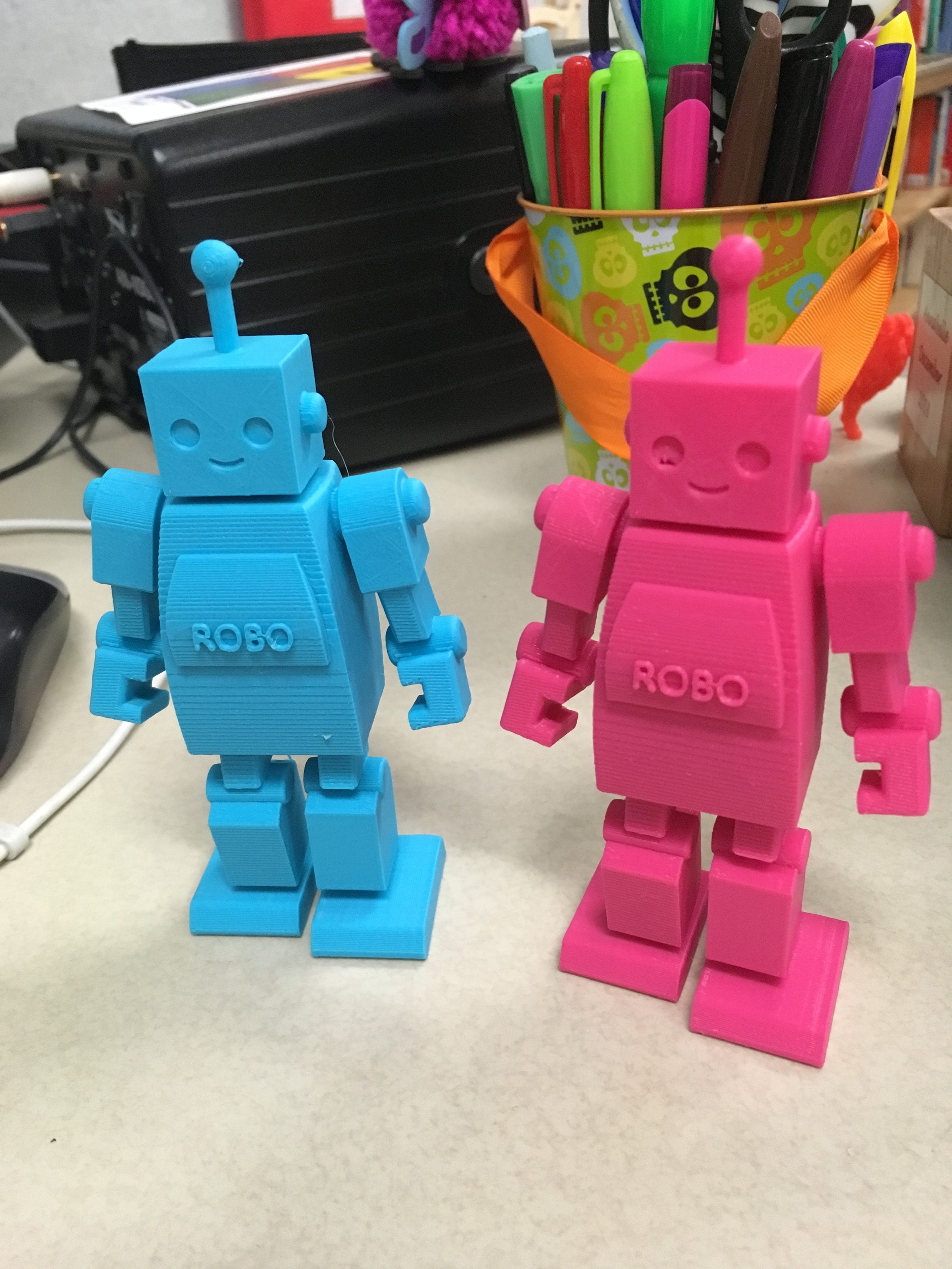 Thingiverse - Finished 3D printed robots